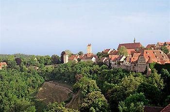 Hotel Restaurant Cafe Uhl โรเทนบวร์ก อ็อบ แดร์เทาเบอร์ ภายนอก รูปภาพ